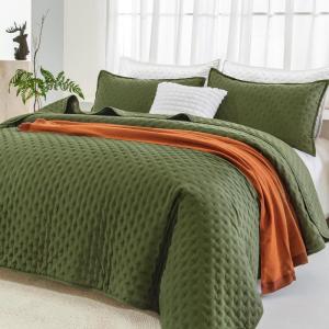 imageAndency Green King Size Quilt Bedding Set 106x96 Inch 3 Pieces Soft Lightweight Bedspread Coverlet Boho Summer Quilt King Size for All Season1 Quilt 2 Pillow ShamsGreen