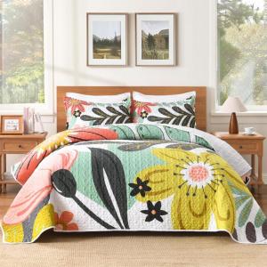 imageAndency Floral Boho Quilt King Size Bedding Set Black 3 Pieces Farmhouse Flower Botanical Summer Bedspreads with 2 Shams Soft Reversible Lightweight Microfiber Coverlet Set for All Season 106quotx96quotGreenwhite Floral